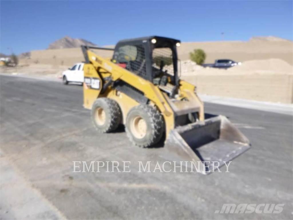 CAT 262D Chargeuse compacte