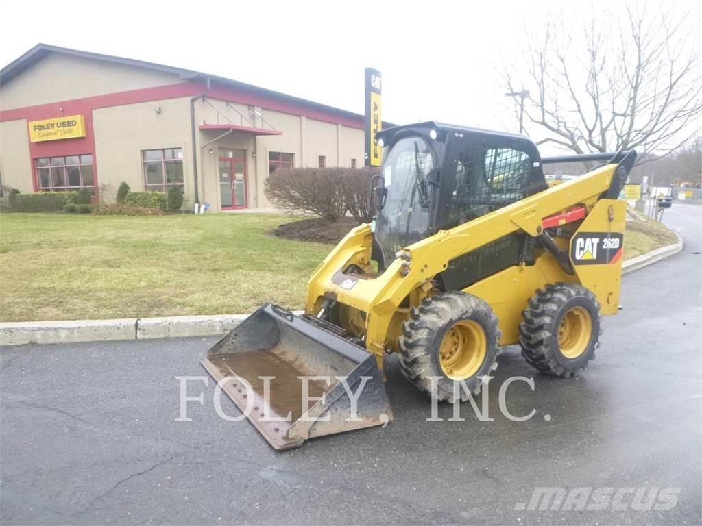 CAT 262D Chargeuse compacte