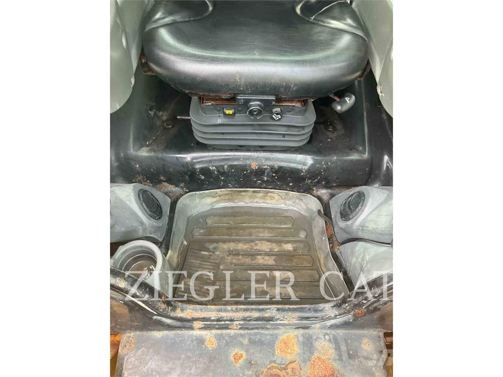CAT 262D Chargeuse compacte