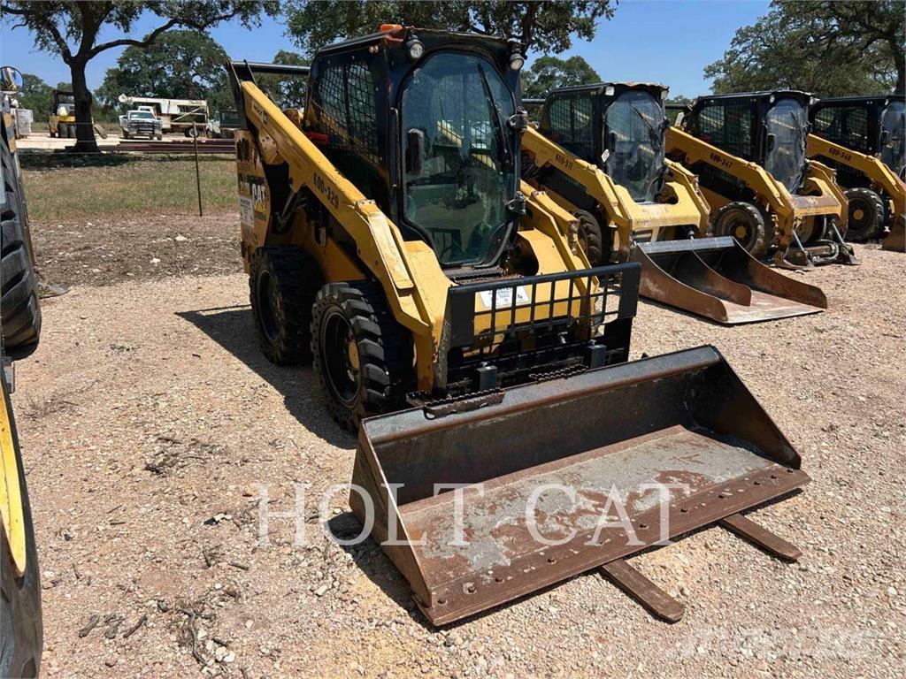 CAT 262D Chargeuse compacte