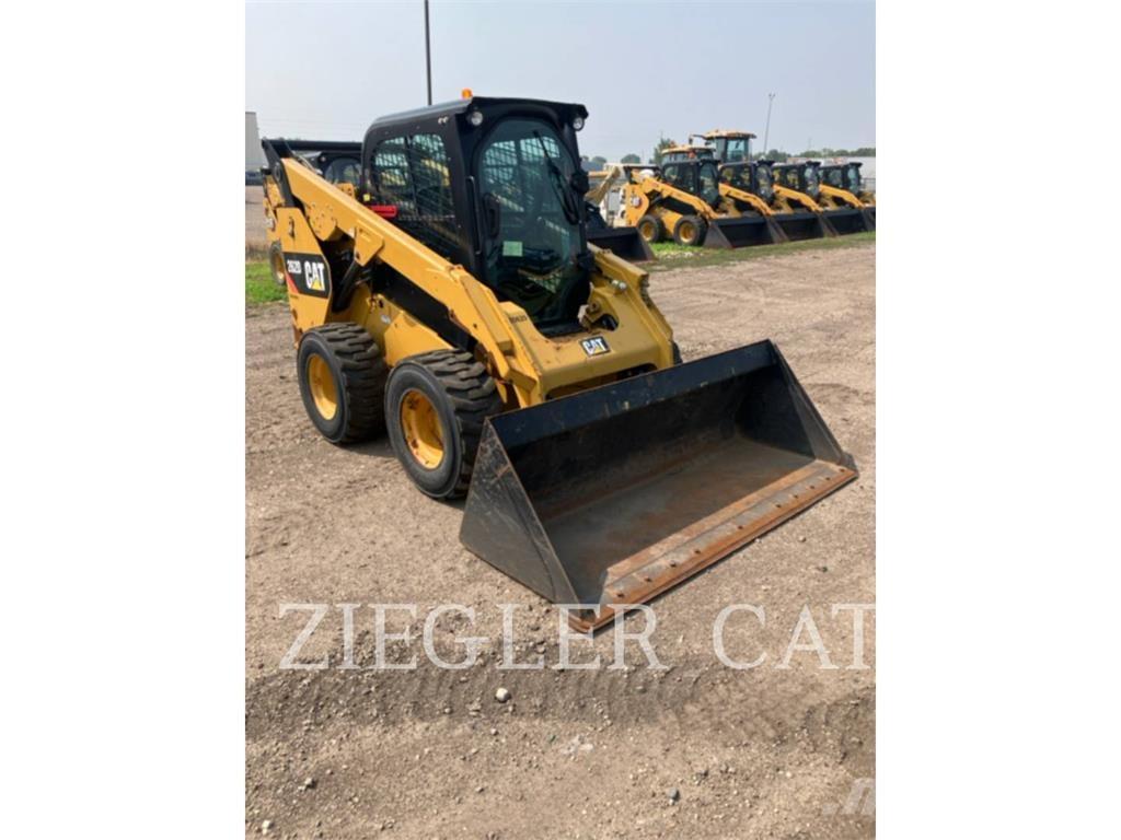 CAT 262D Chargeuse compacte