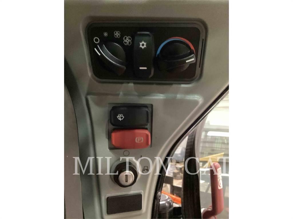 CAT 262D 3 Chargeuse compacte
