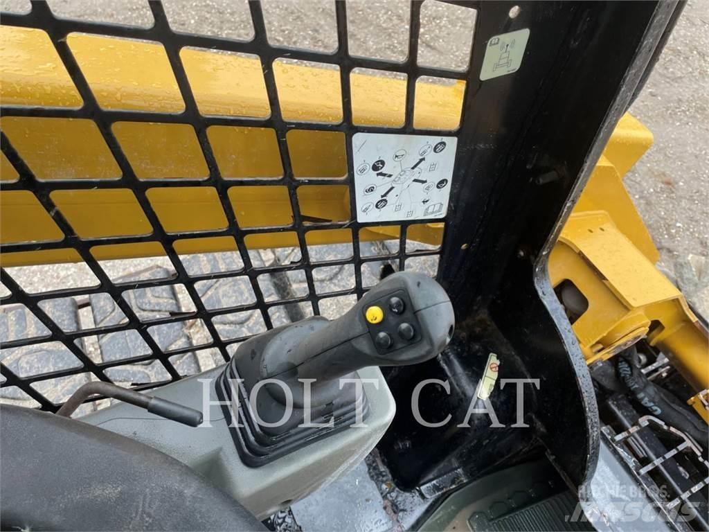 CAT 262D3 Chargeuse compacte