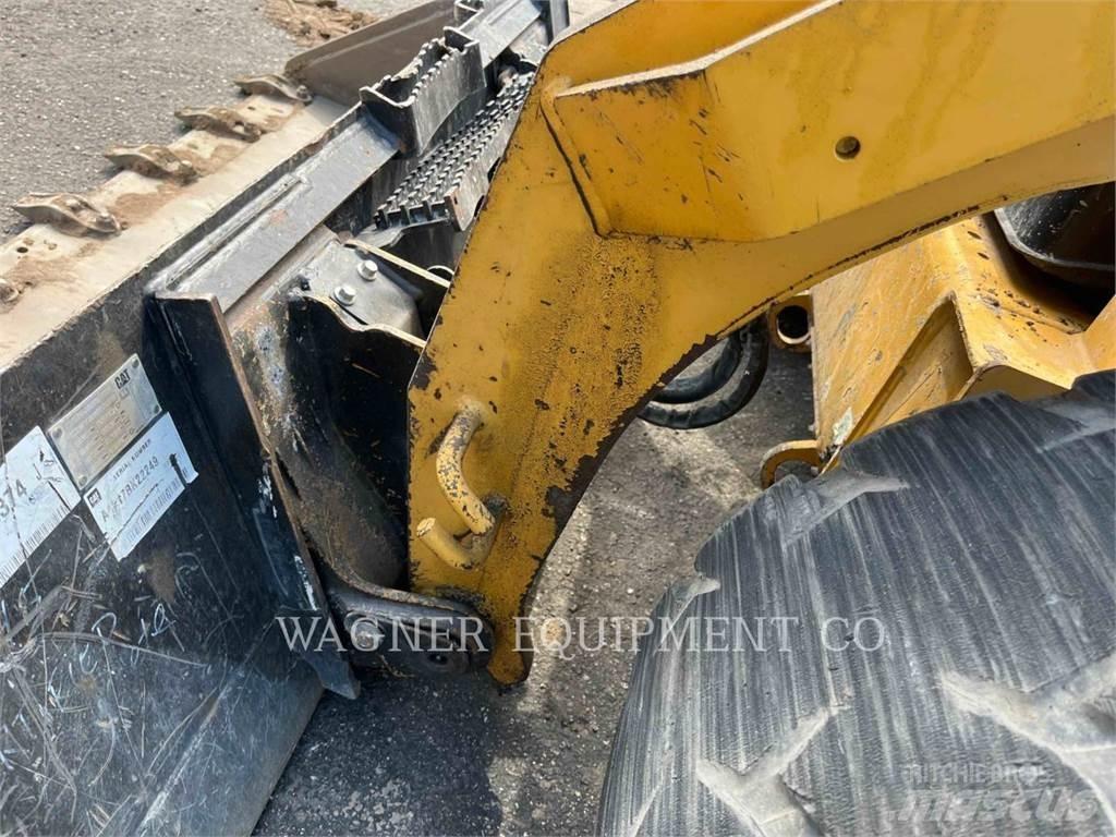 CAT 262D3 Chargeuse compacte