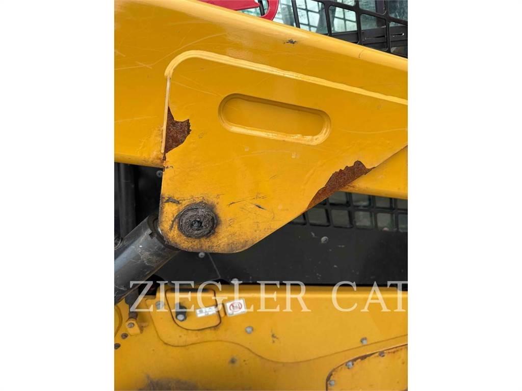 CAT 262D3 Chargeuse compacte