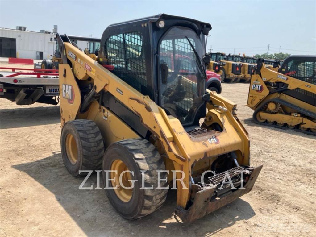 CAT 262D3 Chargeuse compacte