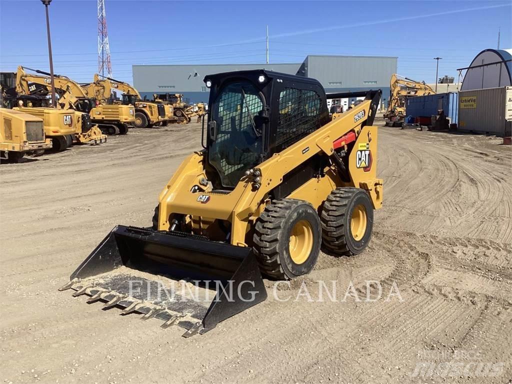 CAT 262D3 Chargeuse compacte