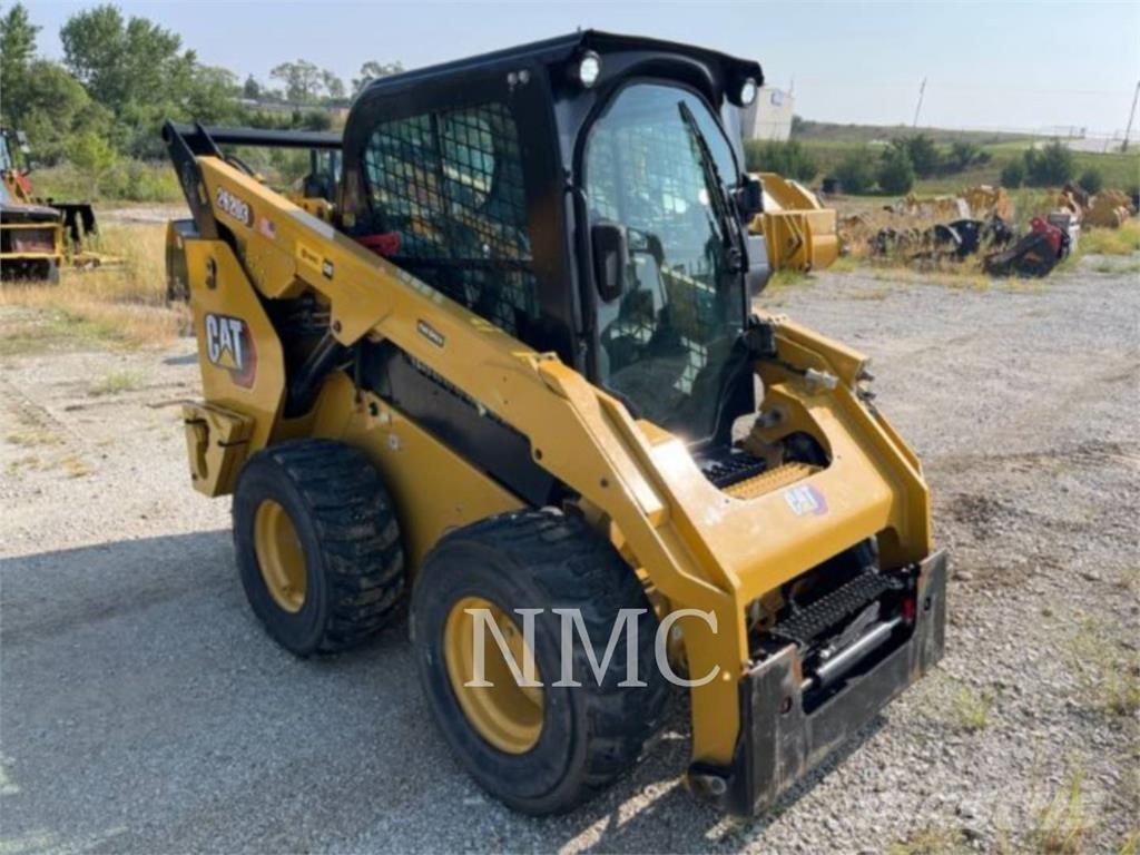 CAT 262D3 Chargeuse compacte