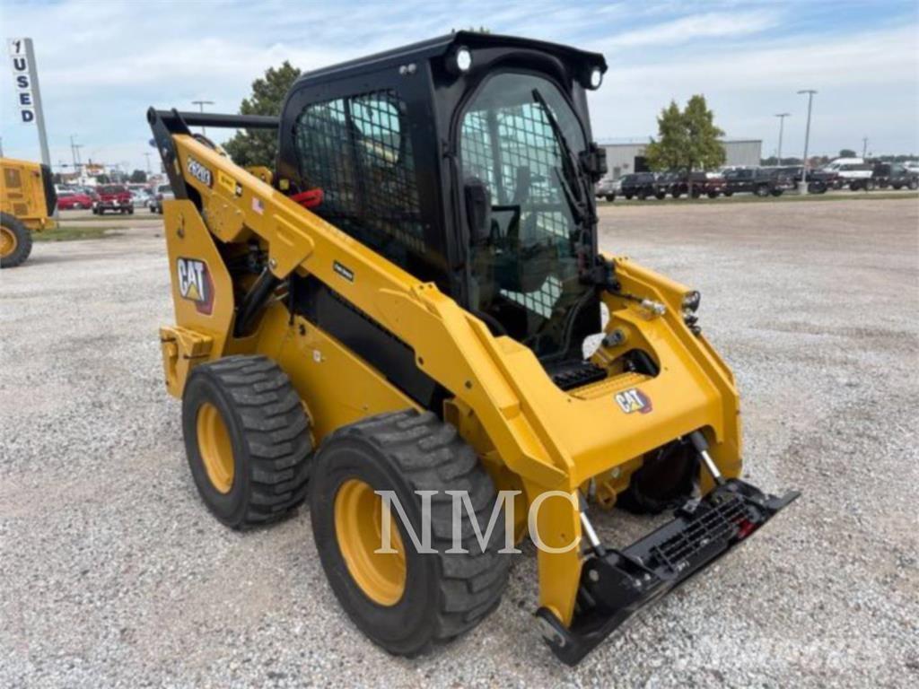 CAT 262D3 Chargeuse compacte