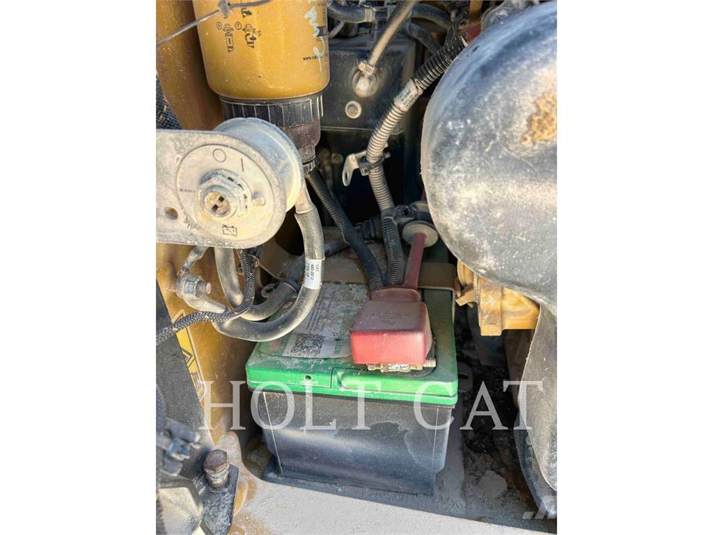 CAT 262D3 Chargeuse compacte