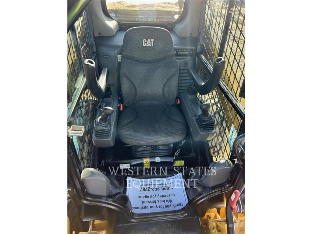 CAT 262D3 Chargeuse compacte