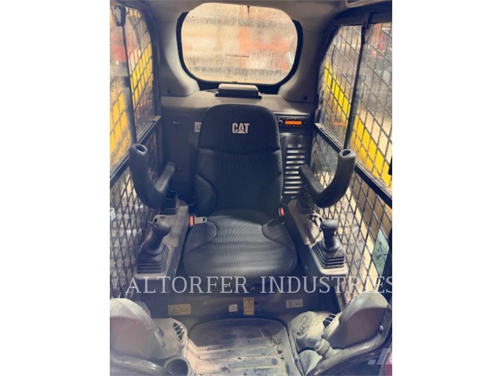 CAT 262D3 Chargeuse compacte