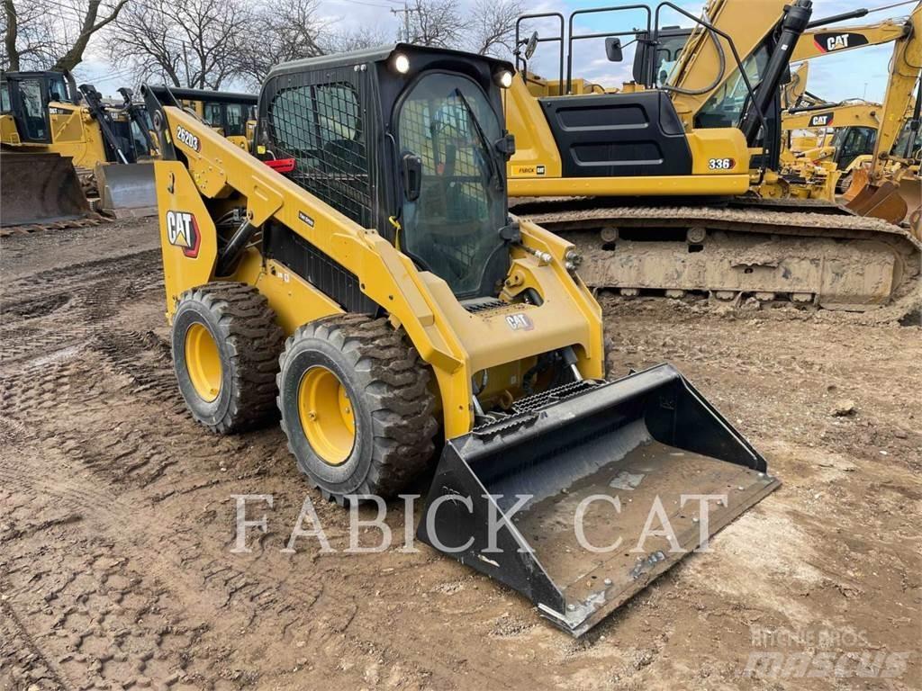 CAT 262D3 C3H2 Chargeuse compacte