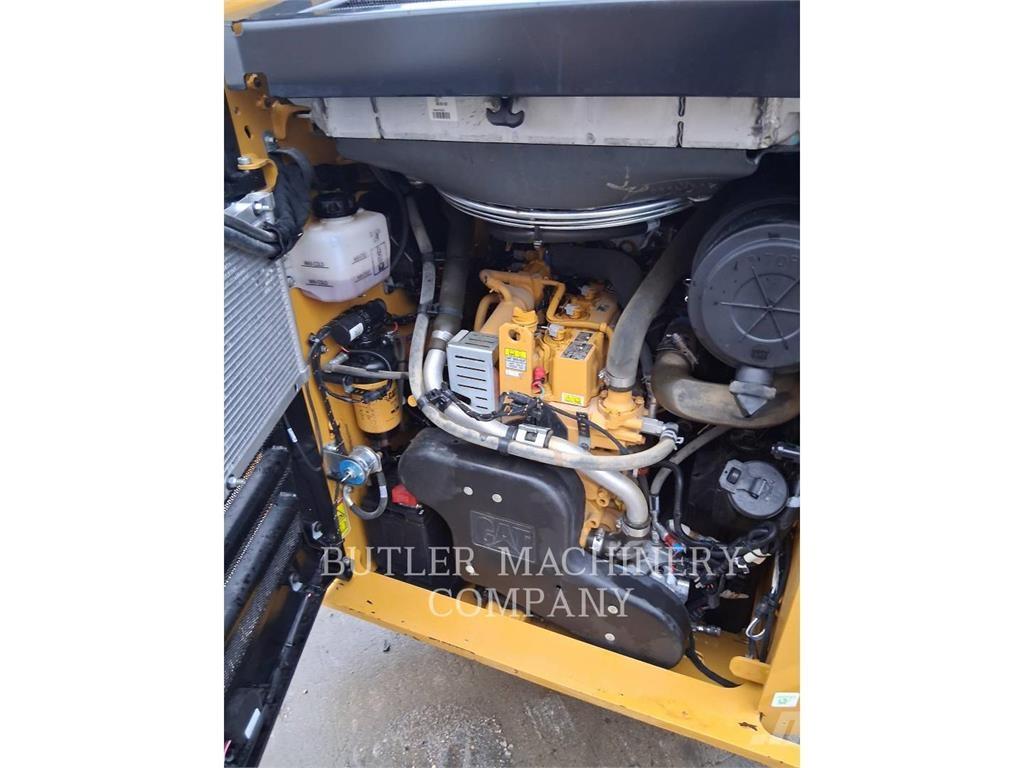 CAT 262D3 C3H2 Chargeuse compacte