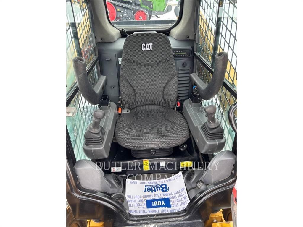 CAT 262D3 C3H3 Chargeuse compacte