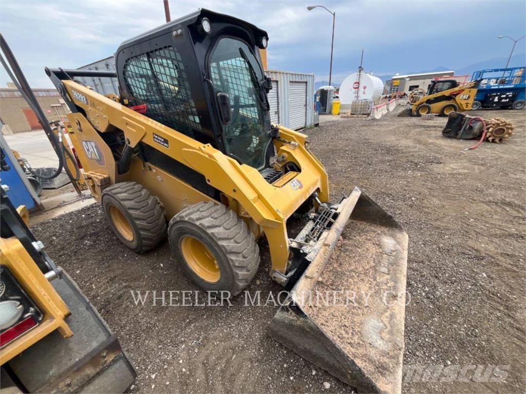 CAT 262D3 C3HF Chargeuse compacte