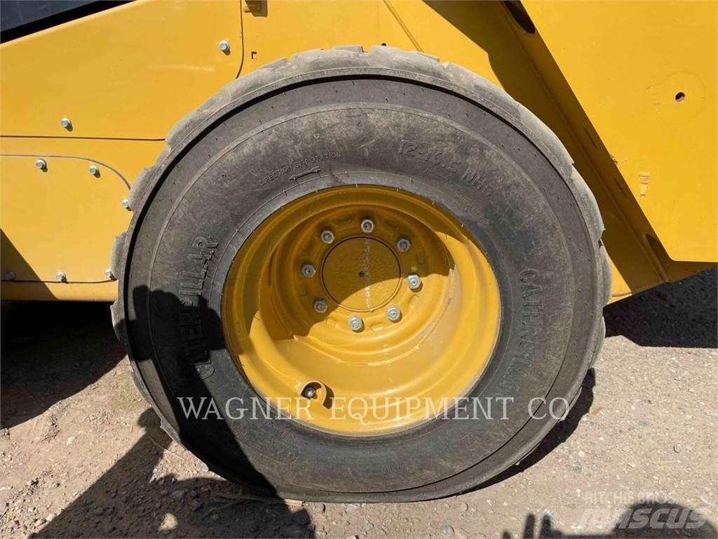 CAT 262D3 HF Chargeuse compacte