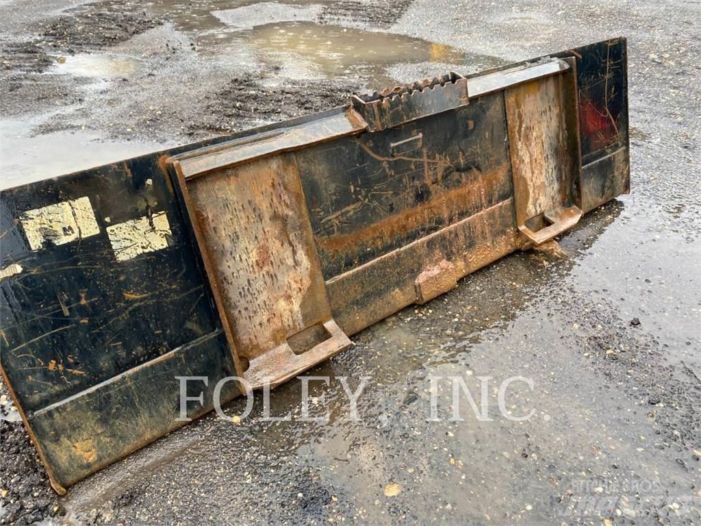 CAT 272D2 Chargeuse compacte