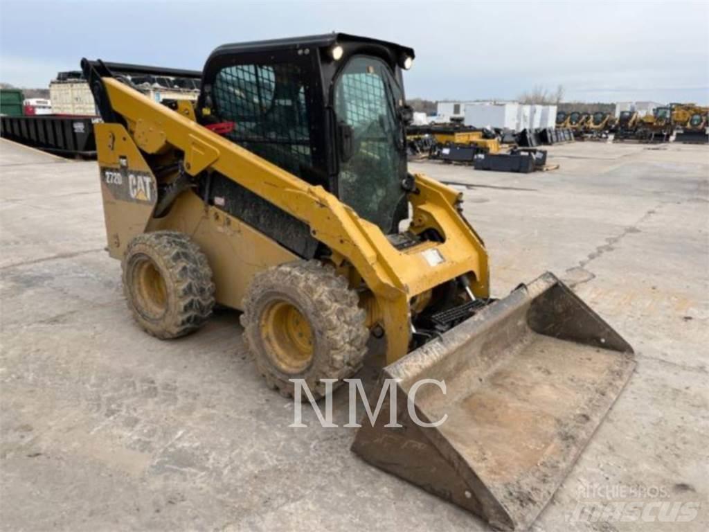 CAT 272D2 Chargeuse compacte