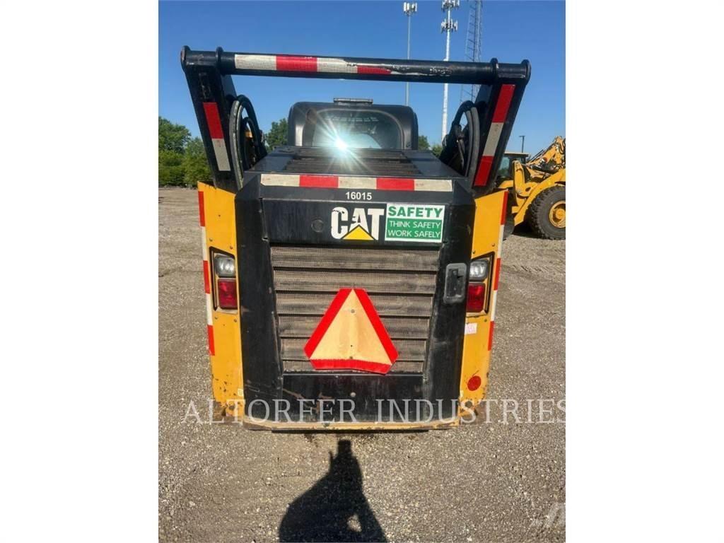 CAT 272D2 Chargeuse compacte