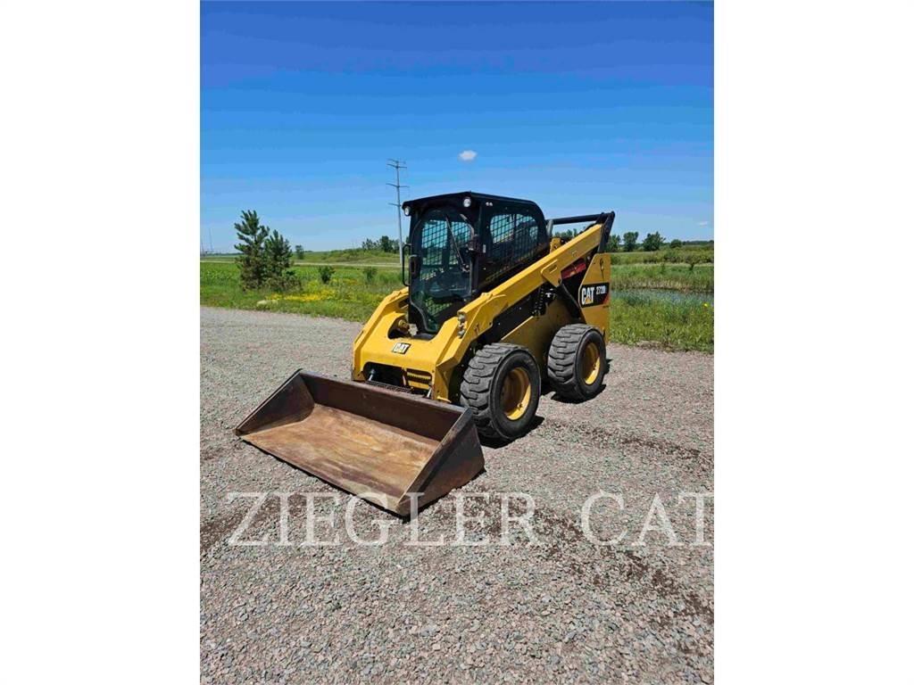 CAT 272D2 Chargeuse compacte