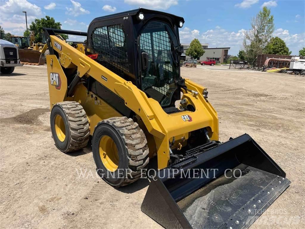 CAT 272D3 Chargeuse compacte