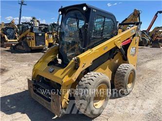 CAT 272D3 Chargeuse compacte