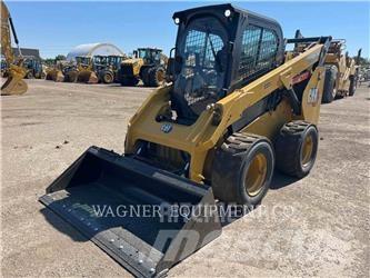 CAT 272D3 Chargeuse compacte