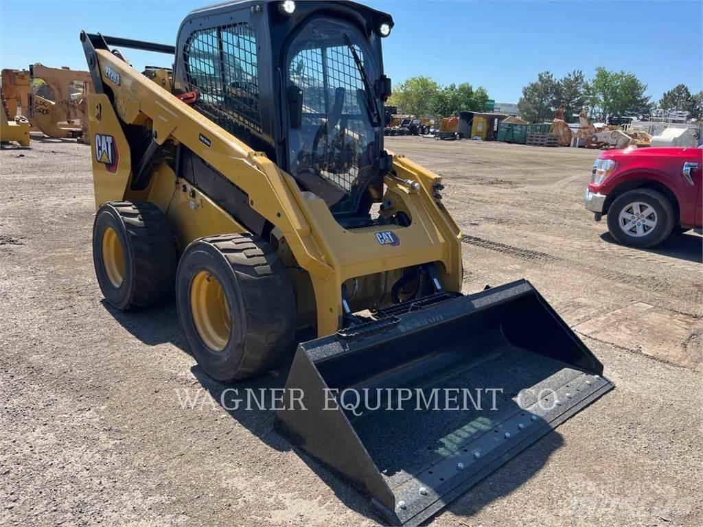 CAT 272D3 Chargeuse compacte