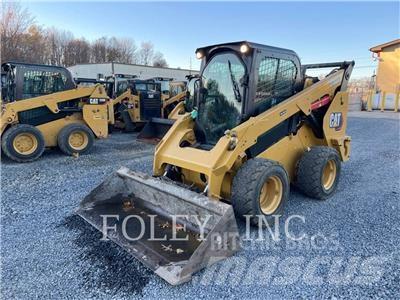 CAT 272D3 Chargeuse compacte