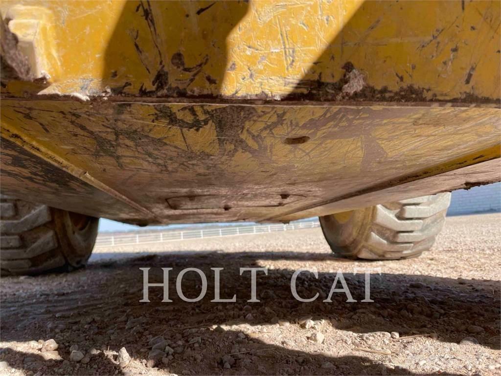 CAT 272D3 Chargeuse compacte