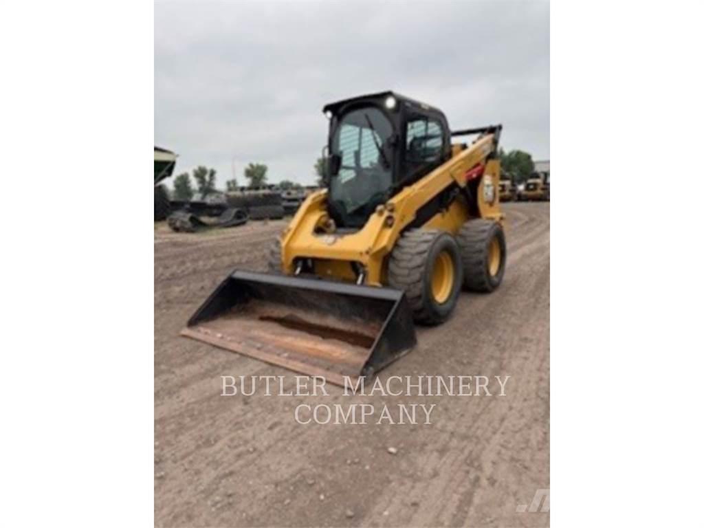 CAT 272D3 Chargeuse compacte