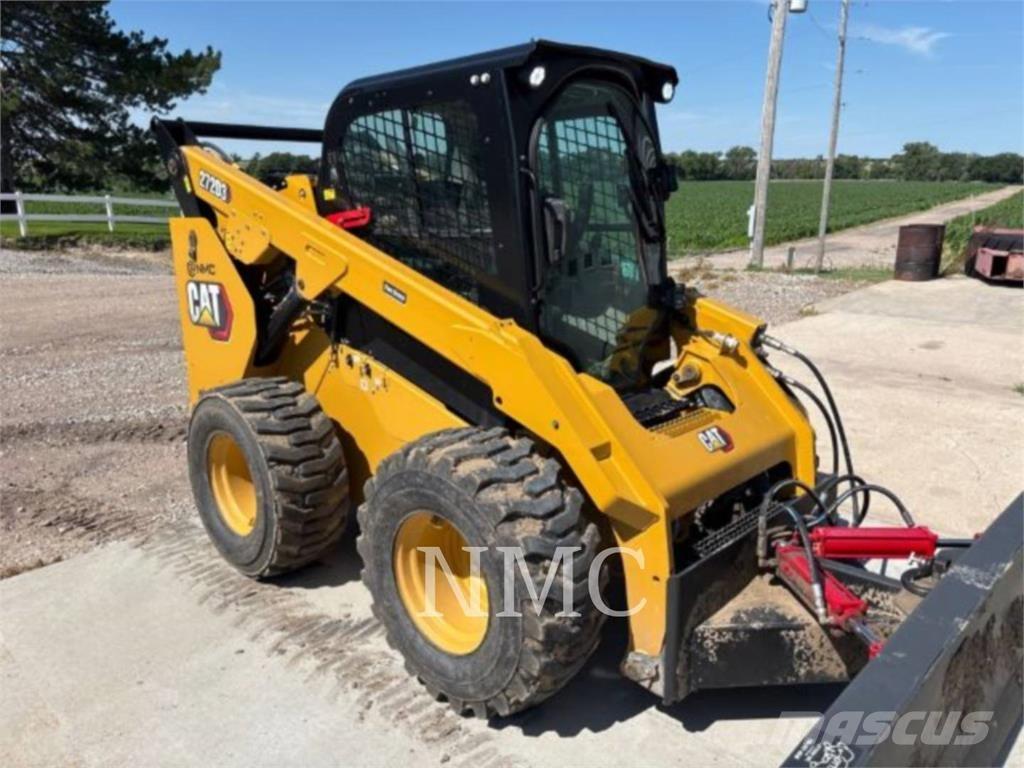 CAT 272D3 Chargeuse compacte