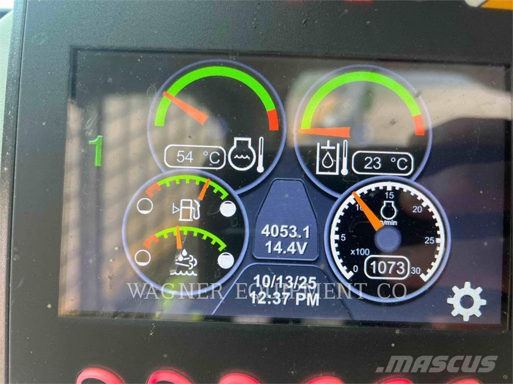 CAT 272D3 Chargeuse compacte