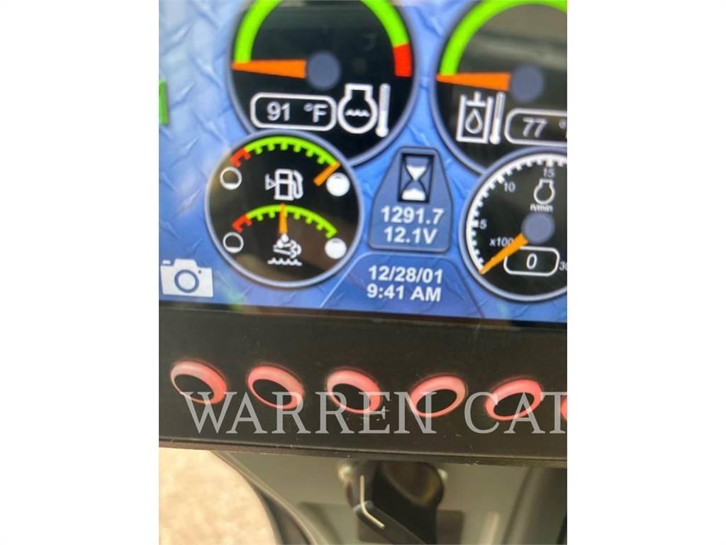 CAT 272D3 C3H3 Chargeuse compacte