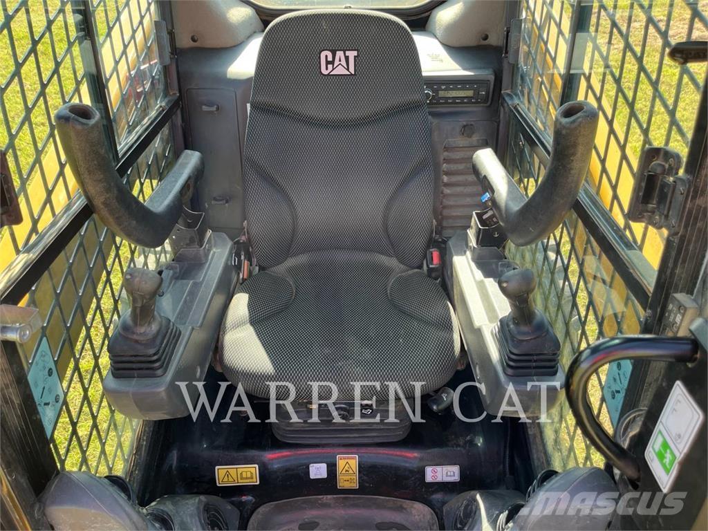 CAT 272D3 C3H3 Chargeuse compacte