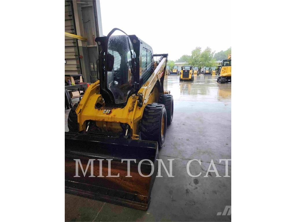 CAT 272D3 XHP Chargeuse compacte