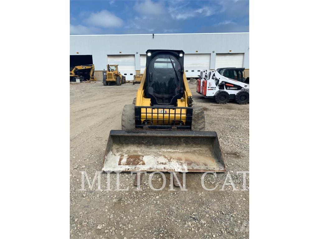CAT 272D3XE Chargeuse compacte