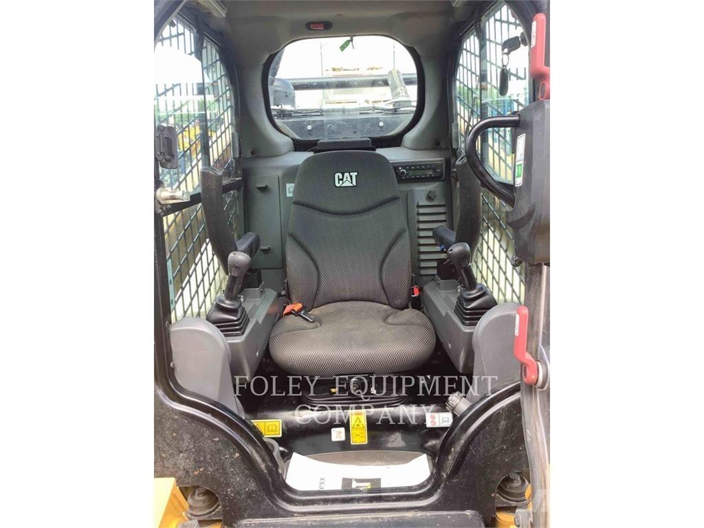 CAT 272D3XPS2C Chargeuse compacte
