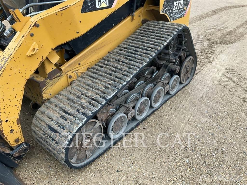 CAT 277C2 Chargeuse sur chenilles