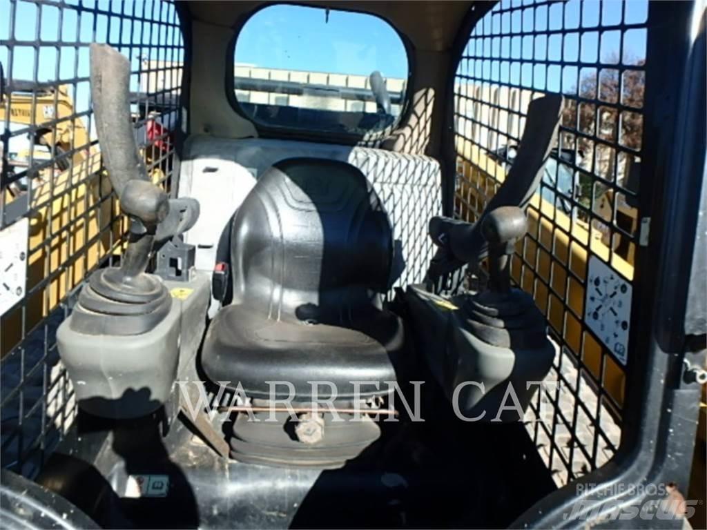 CAT 299D2 Chargeuse sur chenilles