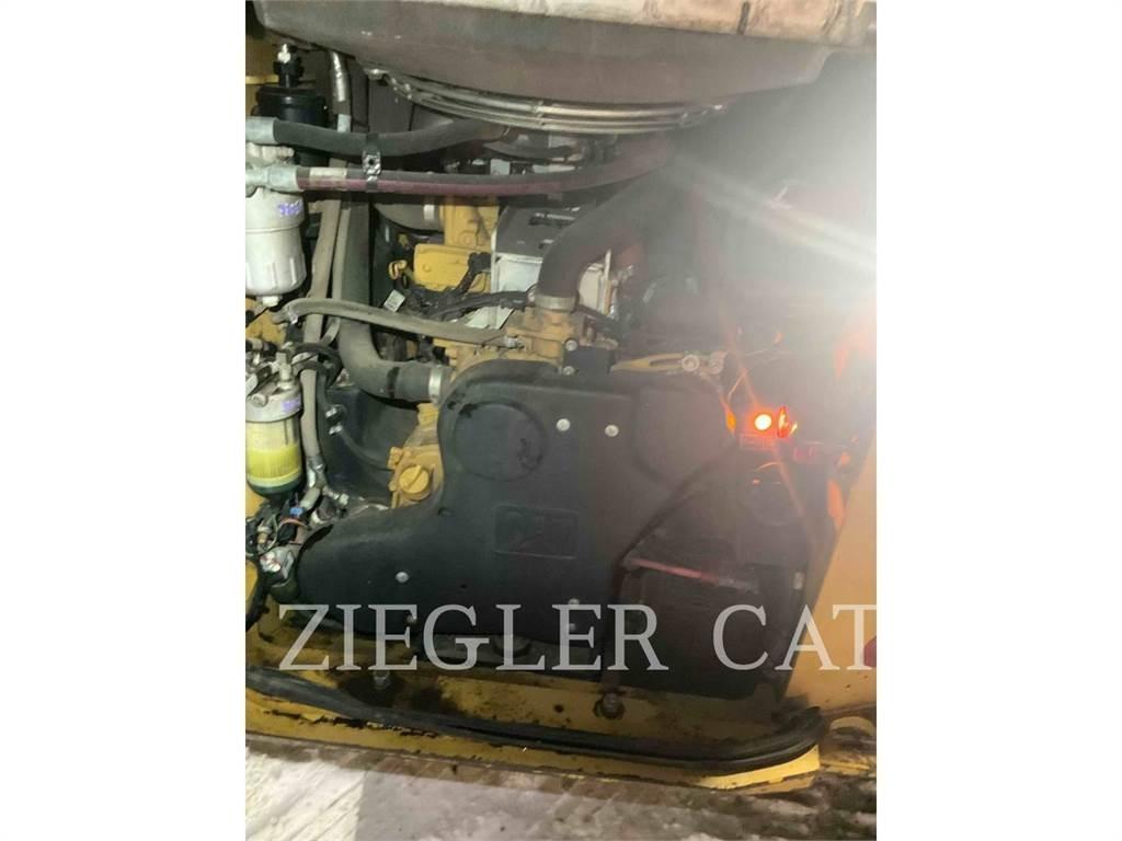 CAT 299D2 Chargeuse sur chenilles