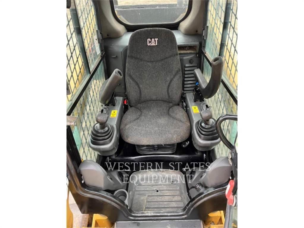 CAT 299D2 Chargeuse compacte