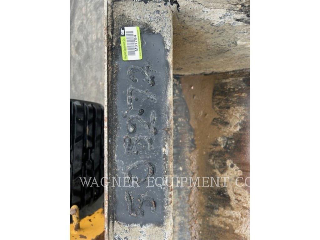 CAT 299D2 Chargeuse sur chenilles