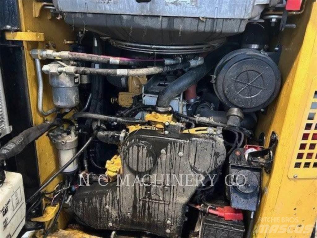 CAT 299D2 XHP Chargeuse compacte