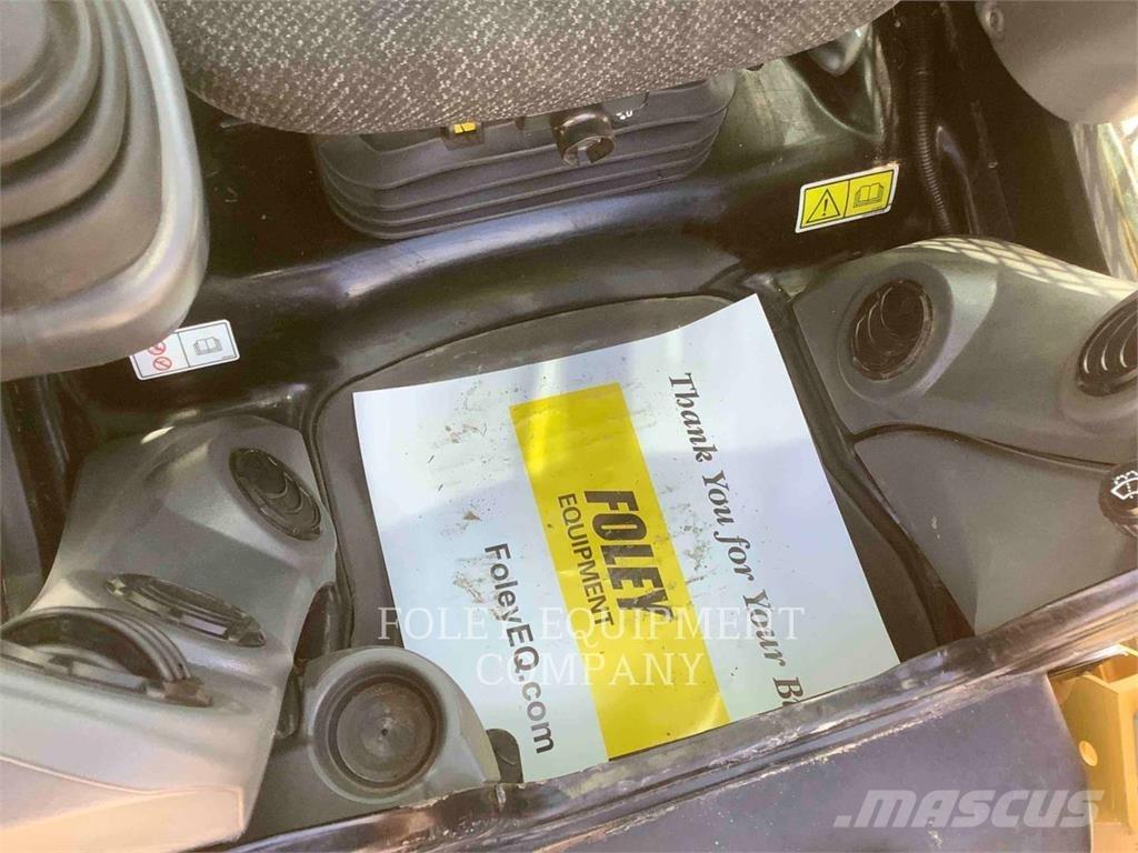 CAT 299D2XHP Chargeuse compacte