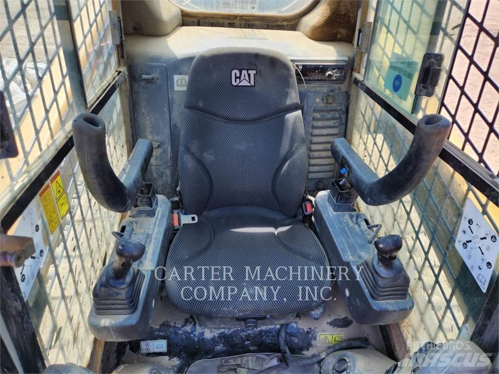 CAT 299D3 Chargeuse compacte