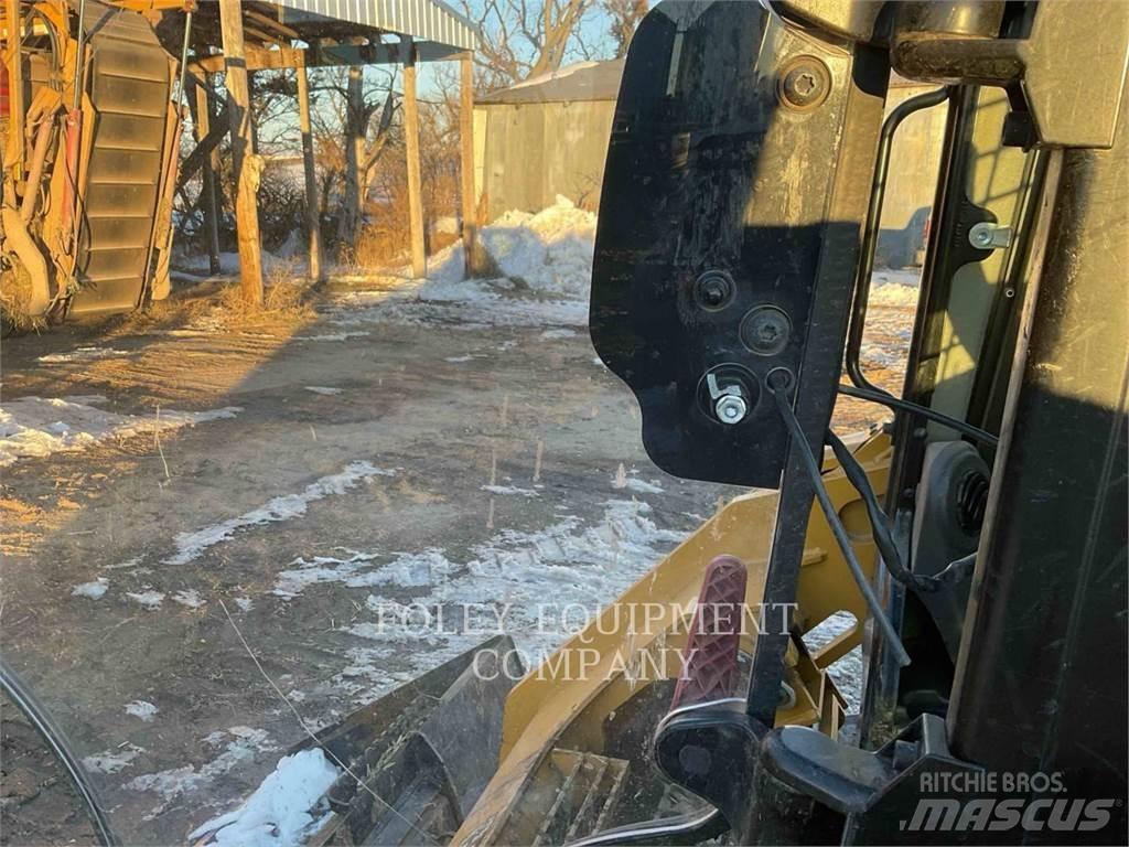 CAT 299D3 Chargeuse sur chenilles