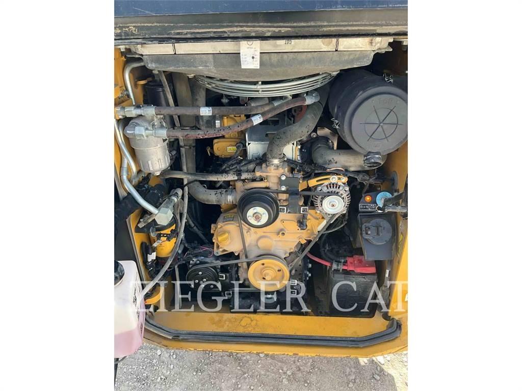 CAT 299D3 Chargeuse sur chenilles