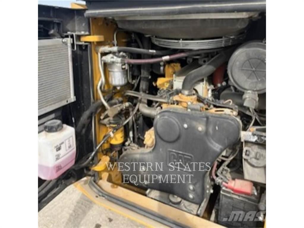 CAT 299D3 Chargeuse compacte